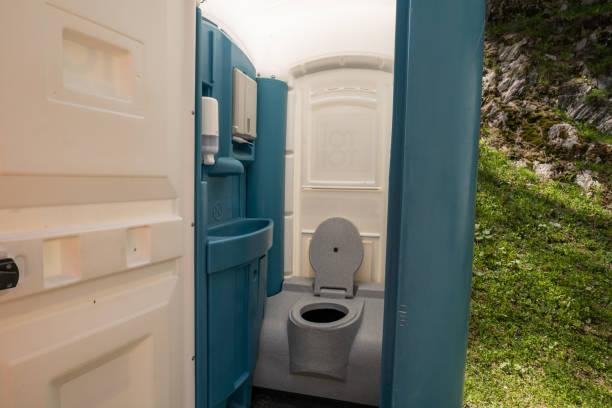 Best Construction site porta potty rental  in Chickasaw, AL